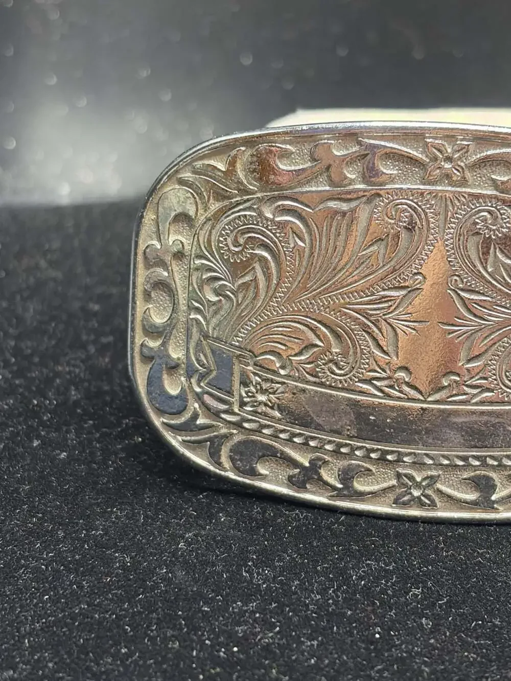 Vintage Western Silver-Tone Engraved Floral Scroll Award Banner Belt Buckle